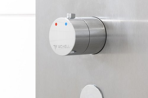 LINUS Inox DP-C-T shower panel in the showers at Freudenstadt’s small sports centre. LINUS Inox DP-C-T shower panel in the showers at Freudenstadt’s small sports centre.